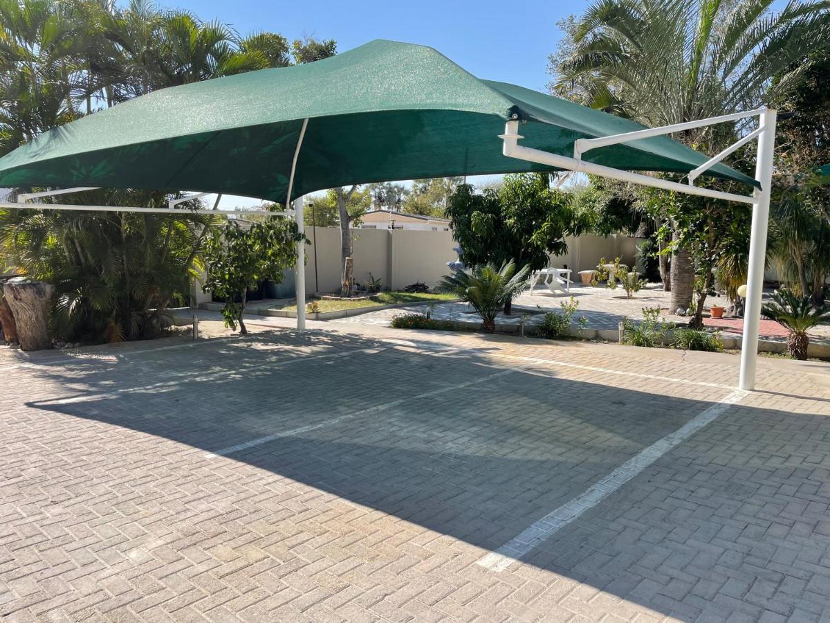 RY Courtyard Otel Oshakati Dış mekan fotoğraf